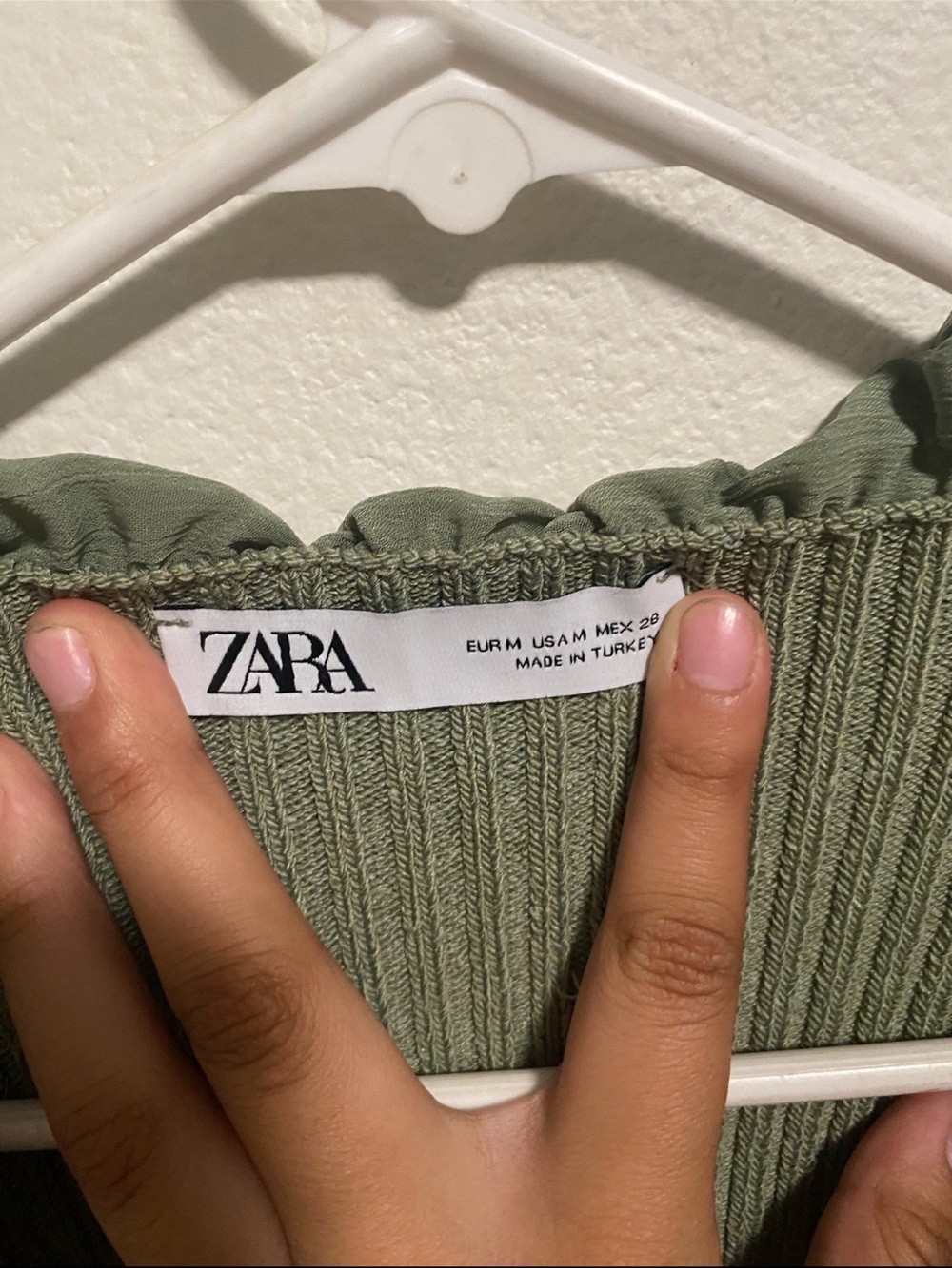 Zara Sage Green‎ Ruffle-Trim Knit Cardigan Size Medium - Picture 4 of 5